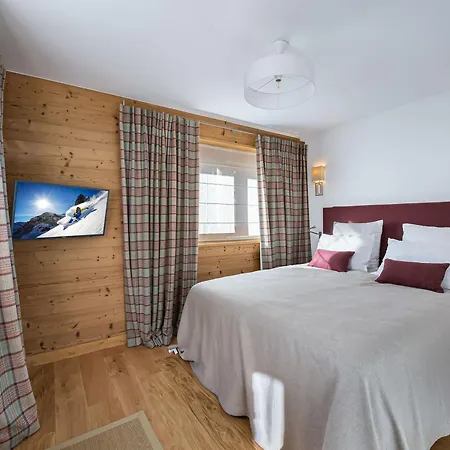 Moderne Et Cosy Avec Jacuzzi, Sauna Et Parking A Meribel - Fr-1-565-1 木屋
